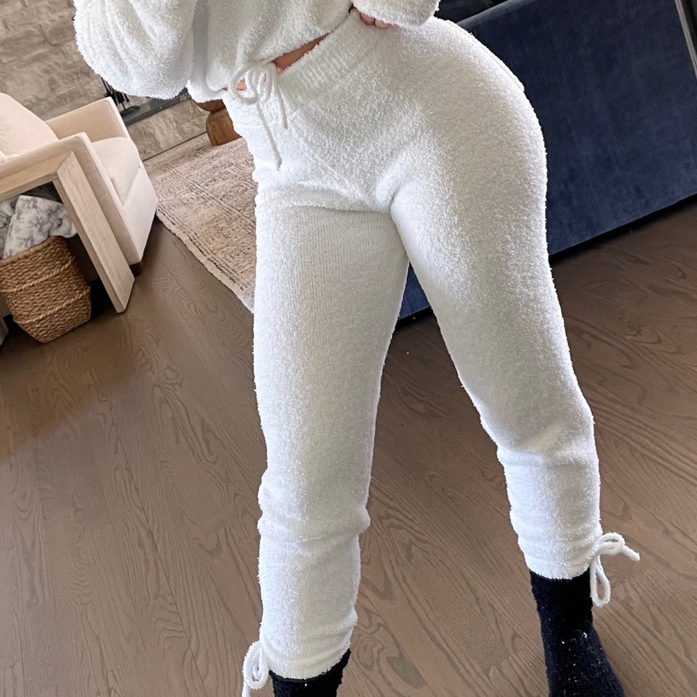 PTULA PLUSH JOGGERS
